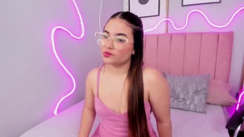 Haily  online show from April 2026 07:40:02 PM