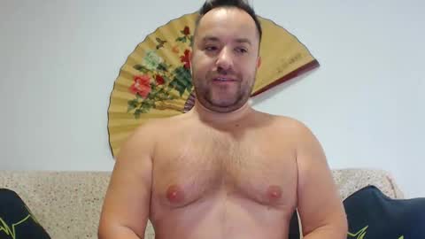 Snapshot of hairy9inches chatting on February 2026 01:59:01 PM Hairy9inches online show from February 2026 01:59:01 PM