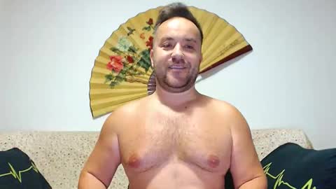 Snapshot of hairy9inches chatting on February 2026 11:50:01 AM Hairy9inches online show from February 2026 11:50:01 AM