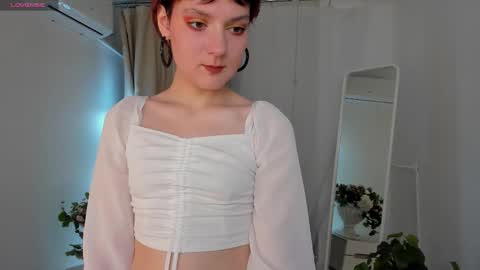 Snapshot of hairy_queeen chatting on September 2025 09:33:01 AM hairy_queeen online show from September 2025 09:33:01 AM
