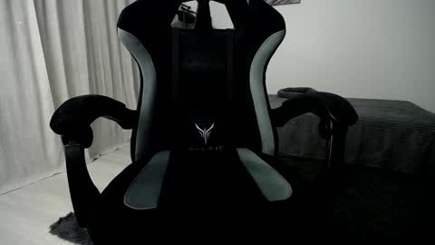 Adam online show from January 2025 01:21:01 AM