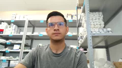 Damian online show from April 2026 01:33:02 PM