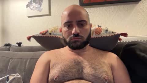 Hairy Guy online show from November 2025 09:48:02 PM