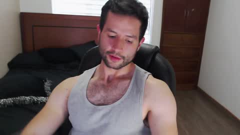 Snapshot of hairyncuteass chatting on February 2025 10:34:01 PM hairyncuteass online show from February 2025 10:34:01 PM