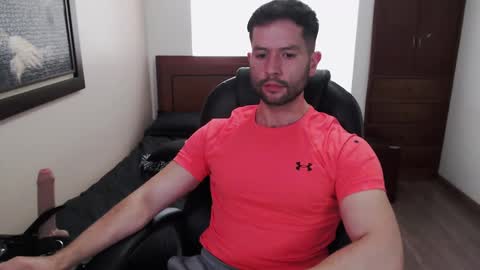 Snapshot of hairyncuteass chatting on February 2025 03:29:01 PM hairyncuteass online show from February 2025 03:29:01 PM