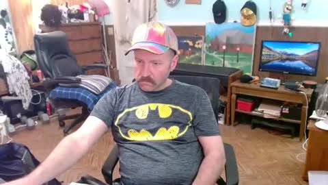 Snapshot of hairyoldperv chatting on June 2026 05:34:02 AM Justin online show from June 2026 05:34:02 AM