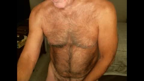 Snapshot of hairypecsguy chatting on October 2025 07:17:01 AM Hairy pecs online show from October 2025 07:17:01 AM