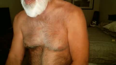 Snapshot of hairypecsguy chatting on April 2026 07:36:02 AM Hairy pecs online show from April 2026 07:36:02 AM
