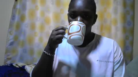 Snapshot of hairypussybigassy001 chatting on February 2025 07:58:02 AM hairypussybigassy001 online show from February 2025 07:58:02 AM