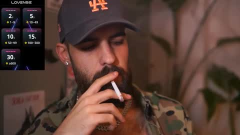 HairyRobXxX online show from November 2025 08:33:02 PM