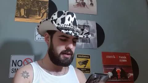 HairyRobXxX online show from February 2026 04:38:01 PM