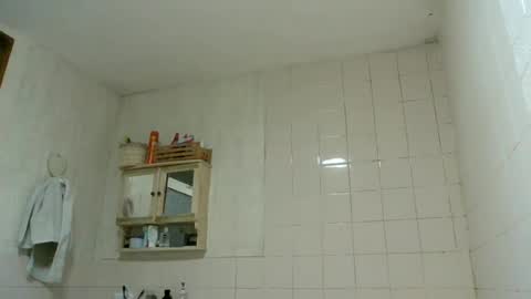 hakfin666 online show from April 2026 04:19:01 AM