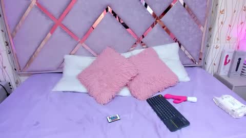 haley_evans_ online show from February 2025 07:13:01 PM