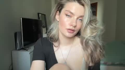 haley_rune online show from February 2025 11:11:02 AM