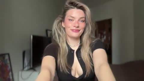 haley_rune online show from October 2025 08:12:01 AM