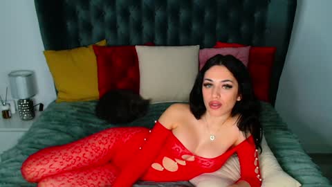 Rose online show from December 2024 09:47:02 PM