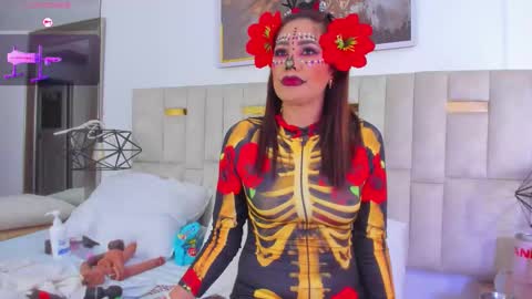 Snapshot of halie728 chatting on November 2025 12:56:01 AM Halie online show from November 2025 12:56:01 AM