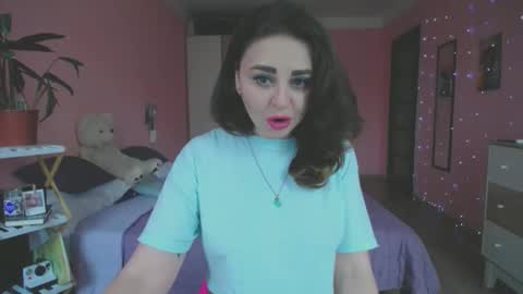 Ann online show from November 2025 09:45:01 AM