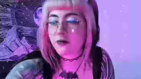 Hallu online show from September 2025 02:05:02 PM