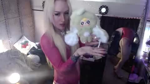 halovalentine online show from April 2026 11:06:01 PM