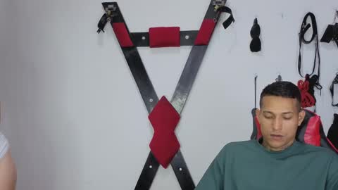 Hana and Zeta online show from April 2026 07:07:02 PM