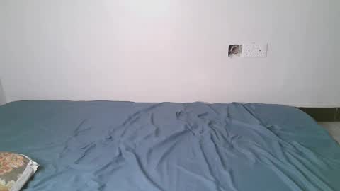 handdickcock99 online show from April 2026 11:29:01 PM