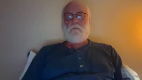 handful57345 online show from January 2026 12:32:02 PM