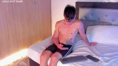 handsome_boys69 online show from April 2026 10:32:01 PM