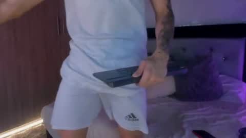 handsome_boys69 online show from June 2026 05:51:02 AM