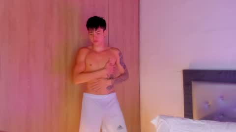handsome_boys69 online show from June 2026 09:14:01 AM