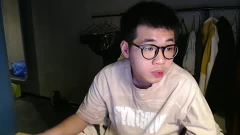 Snapshot of handsome_mannn chatting on January 2025 01:32:01 AM handsome_mannn online show from January 2025 01:32:01 AM