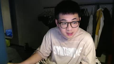 Snapshot of handsome_mannn chatting on January 2025 02:06:01 PM handsome_mannn online show from January 2025 02:06:01 PM