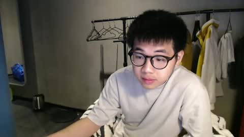 Snapshot of handsome_mannn chatting on February 2025 02:04:02 AM handsome_mannn online show from February 2025 02:04:02 AM
