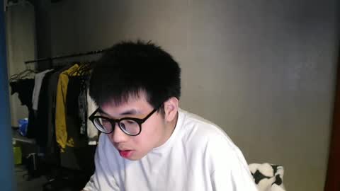 Snapshot of handsome_mannn chatting on February 2025 08:52:02 PM handsome_mannn online show from February 2025 08:52:02 PM