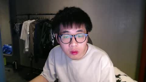 Snapshot of handsome_mannn chatting on February 2025 12:32:01 AM handsome_mannn online show from February 2025 12:32:01 AM