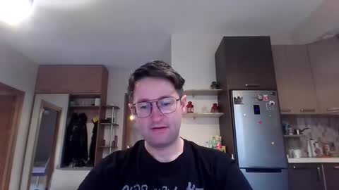 Sasha online show from September 2025 07:47:01 AM