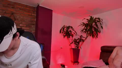 Snapshot of handsomeboys19 chatting on November 2025 03:18:02 AM leonardfarrucknick and otis online show from November 2025 03:18:02 AM