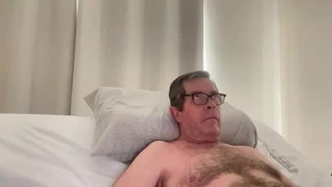 Handsomeone6969 online show from May 2026 02:31:02 AM