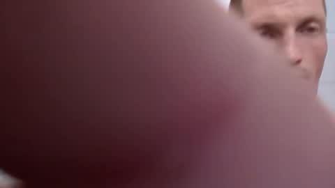 Snapshot of handsomerob42 chatting on October 2025 01:34:02 PM handsomerob42 online show from October 2025 01:34:02 PM