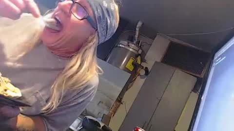 Handystudman online show from November 2025 10:48:02 AM