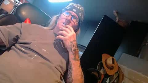 handystud33 online show from March 2026 07:36:01 AM