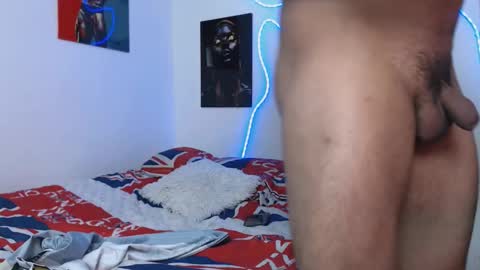 Snapshot of hank_fuller01 chatting on February 2026 01:22:01 AM Hank online show from February 2026 01:22:01 AM