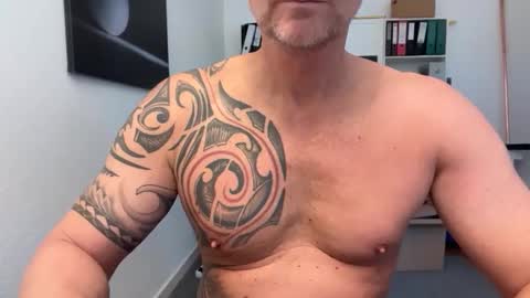 hanky online show from November 2025 09:21:02 AM