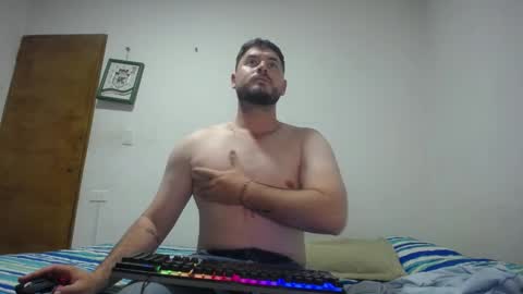 Snapshot of hankprettyboy chatting on December 2024 10:32:02 PM HANK online show from December 2024 10:32:02 PM
