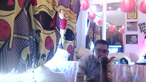 Snapshot of hankrams chatting on September 2025 07:15:02 PM hank rams online show from September 2025 07:15:02 PM