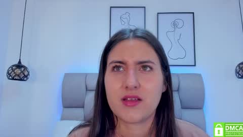 hanna__evans_ online show from April 2026 10:30:02 AM