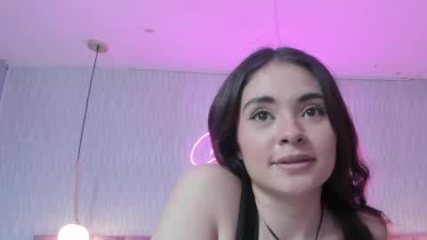 hanna_bastian_vc online show from October 2025 04:27:02 PM