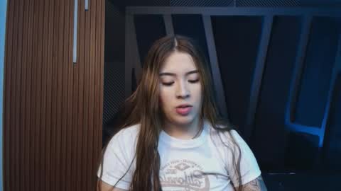 HANNA BECKER online show from February 2026 11:18:01 AM