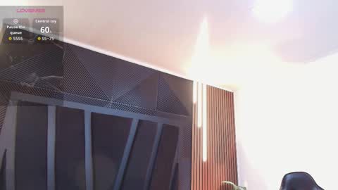 HANNA BECKER online show from March 2026 11:06:01 AM