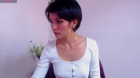 Sara online show from January 2025 04:37:02 PM